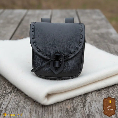 Mythrojan The Adventurer’s Belt Bag with Horn Toggle Black