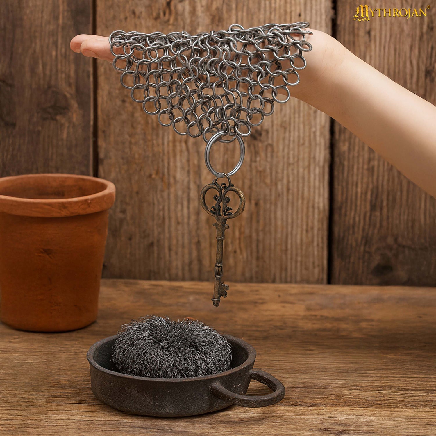 Mythrojan Chainmail Round Stainless Steel Scrubber, Ideal for Cleaning Cast Iron Skillet, Wok, Cooking Pot, Griddle or Cast Iron Cauldron Maintenance, Diameter: 7”