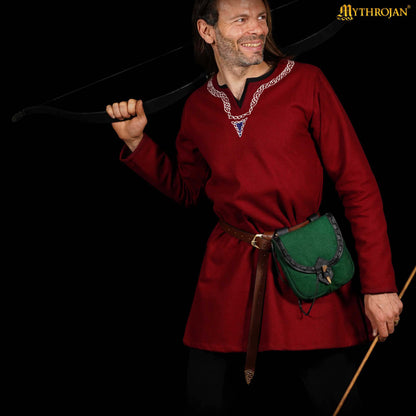 Mythrojan “The Adventurer’s” Belt Bag with Horn Toggle, Ideal for SCA LARP Reenactment &amp; Ren fair, Full Grain Leather and High - Quality Wool , Green , 8” × 7”