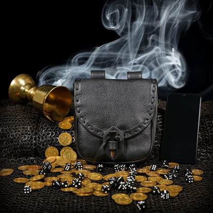 Mythrojan “The Adventurer’s” Belt Bag with Horn Toggle, ideal for SCA LARP reenactment &amp; Ren fair, Full Grain Leather, Black 7”